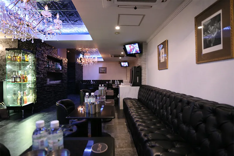 歌舞伎町のキャバクラ Loki（ロキ）の店内